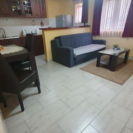 Apartments Lungomare Тиват Экстерьер фото